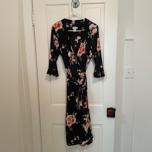 Floral wrap dress size small